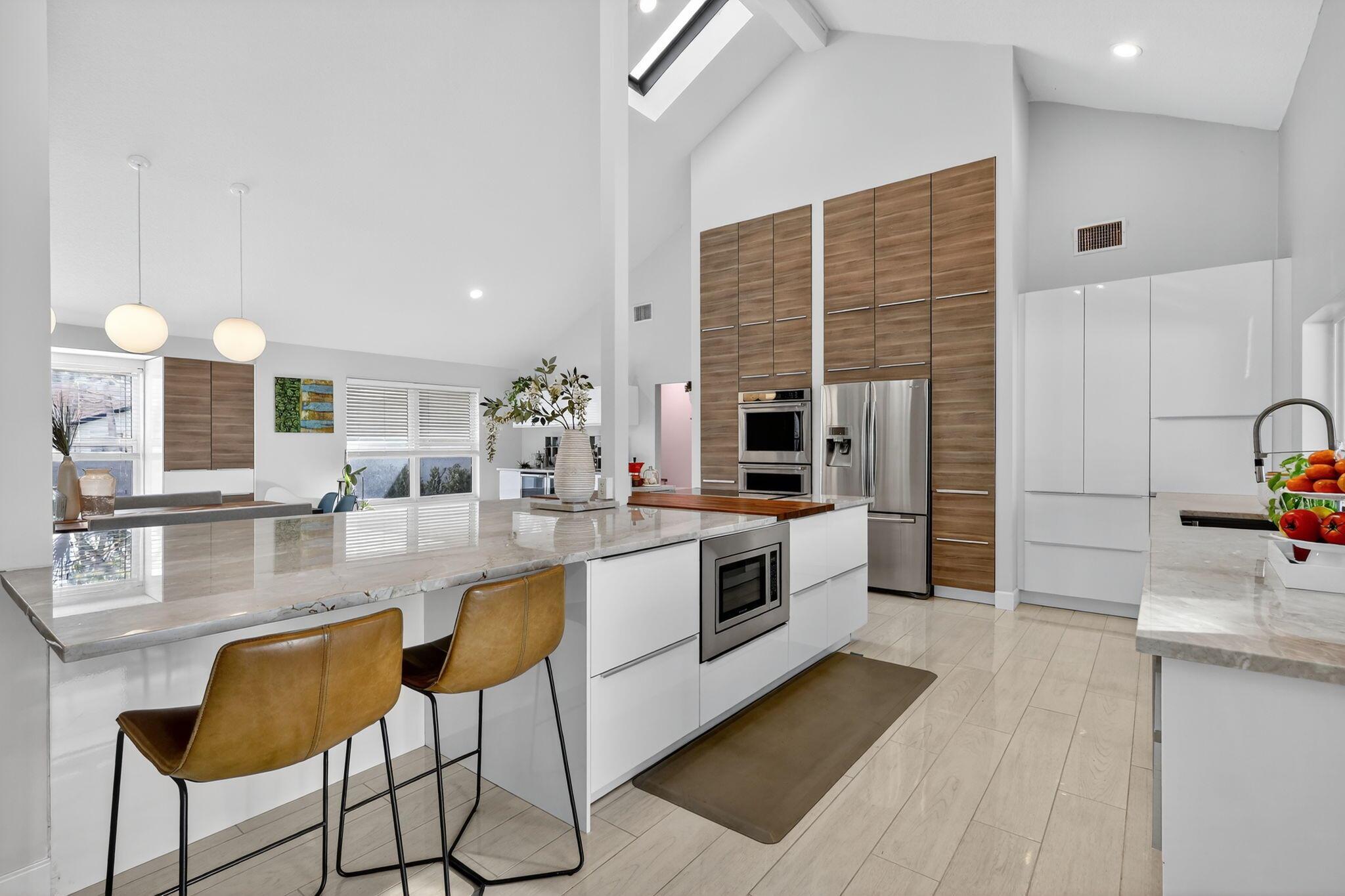 CYPRESS CREEK COUNTRY CLU - Residential