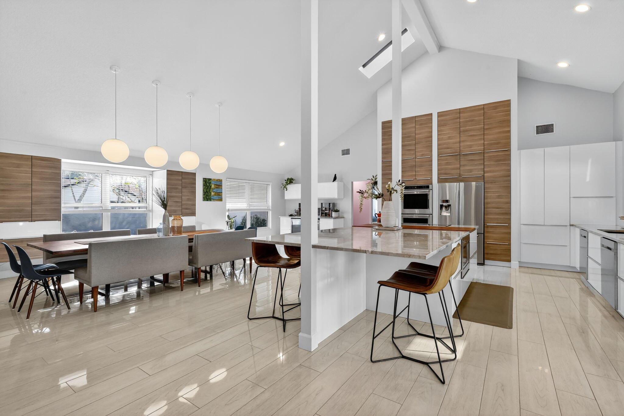 CYPRESS CREEK COUNTRY CLU - Residential