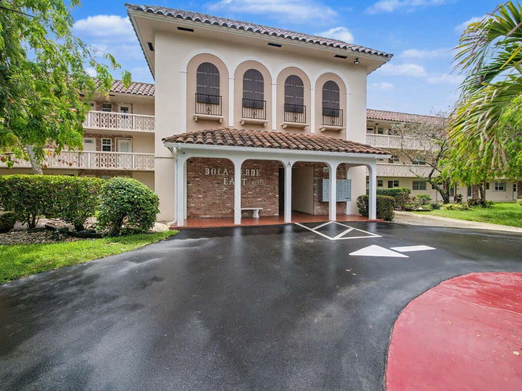 Photo of 400 NE 20th Street #A131, Boca Raton, FL 33431 (MLS # R11144689)