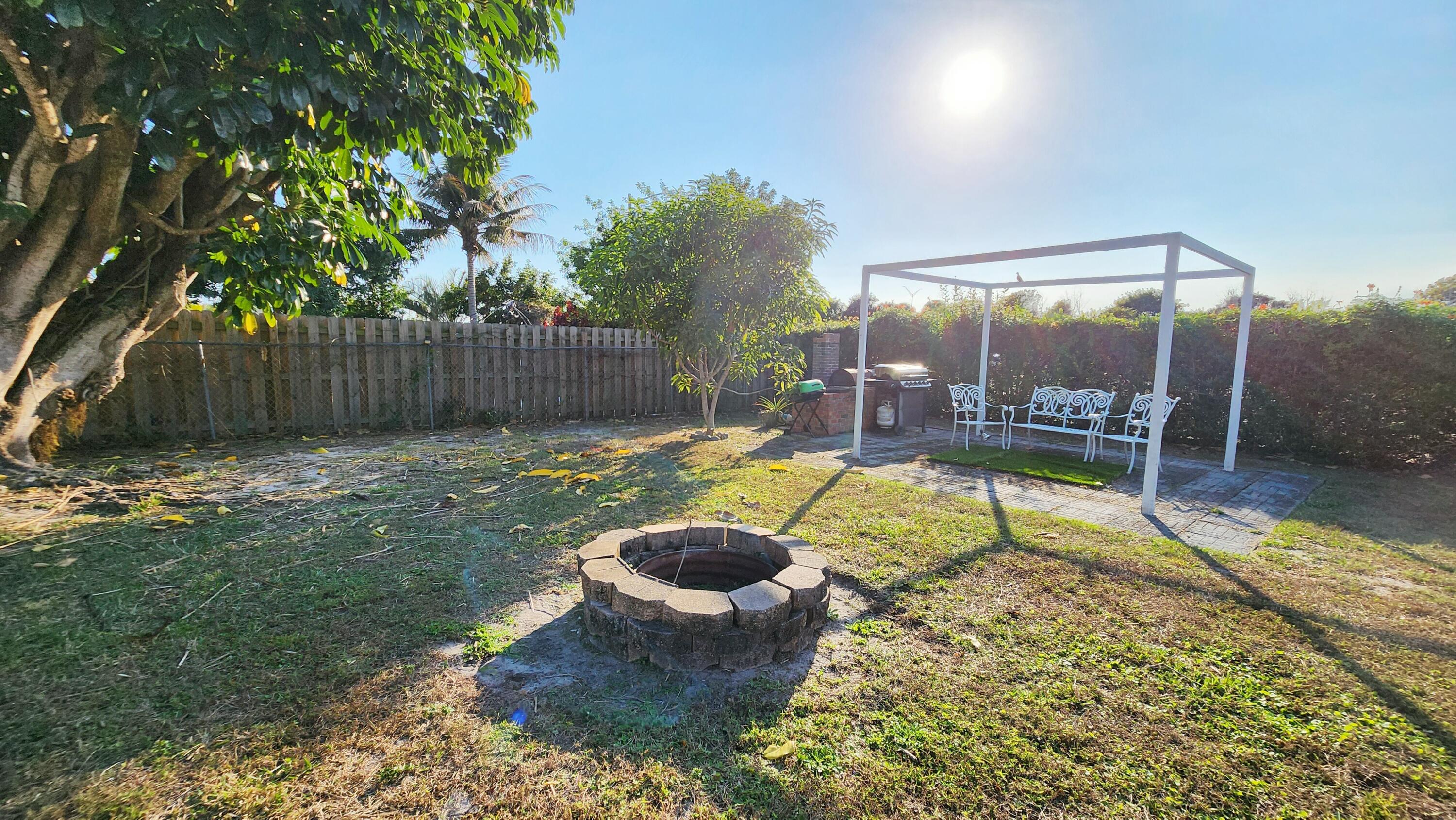 PALM BEACH LAKES NORTH 1 - Residential