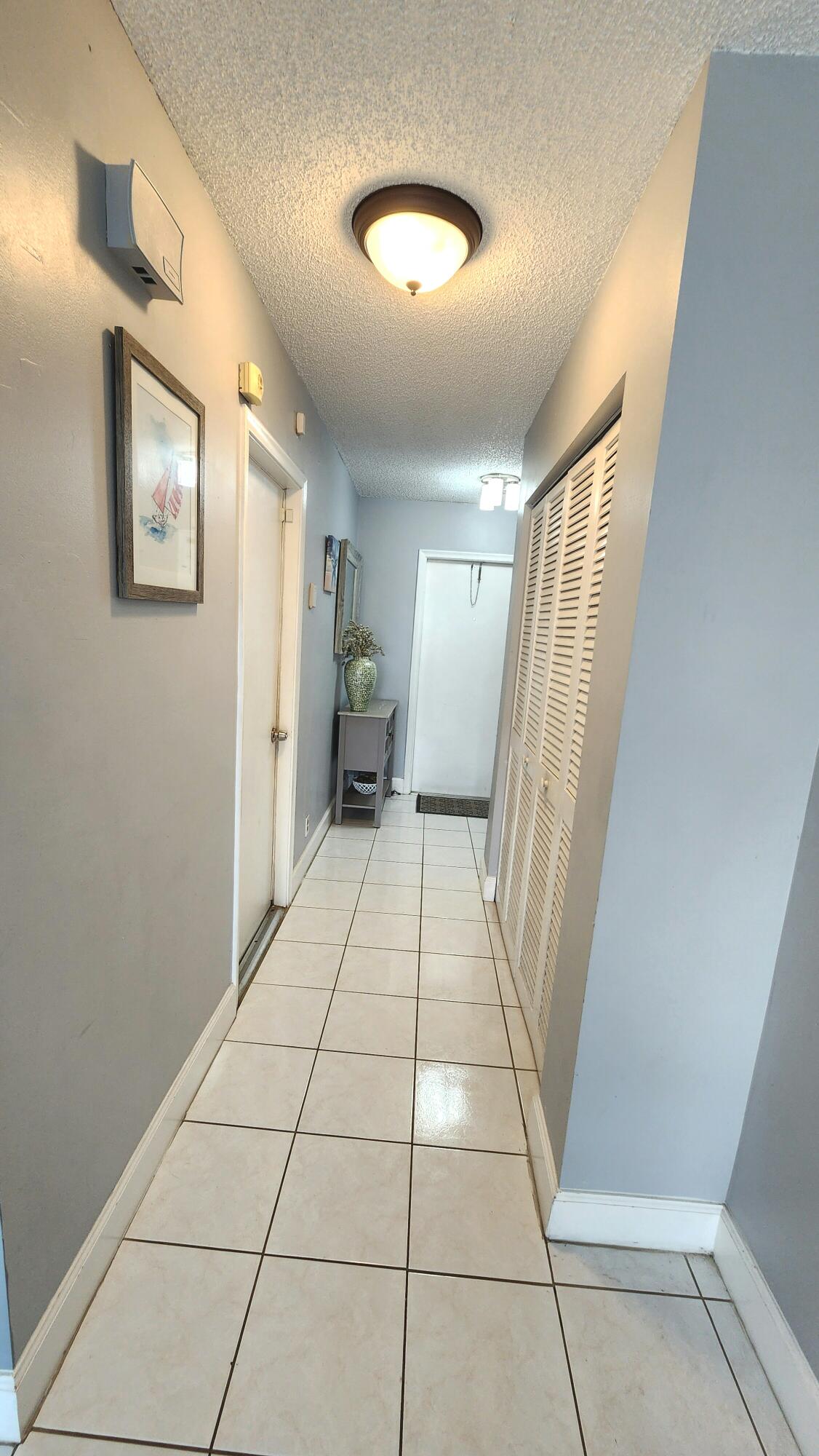 PALM BEACH LAKES NORTH 1 - Residential