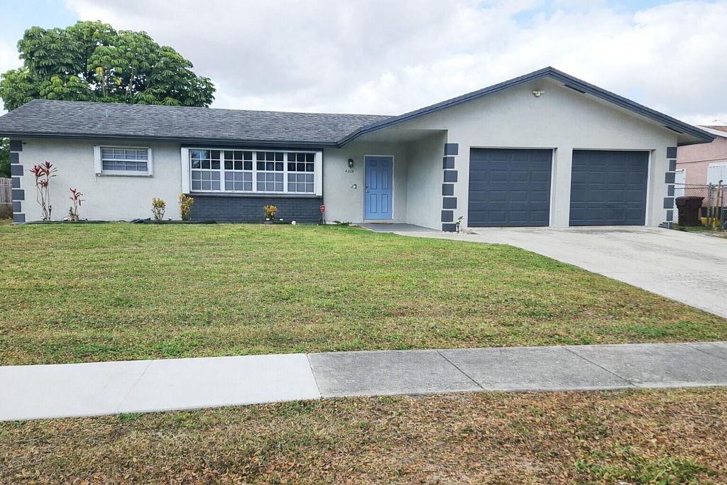 Photo of 4209 Waverly Drive, West Palm Beach, FL 33407 (MLS # R11168101)