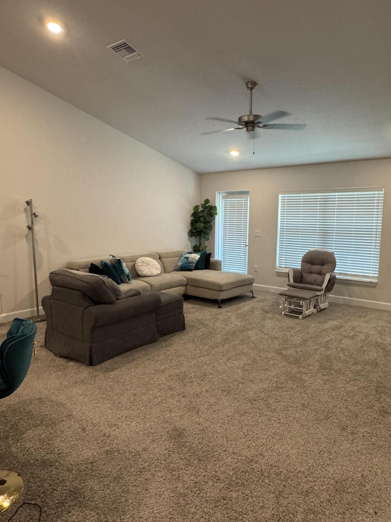 PORT ST LUCIE SECTION 2 - Residential