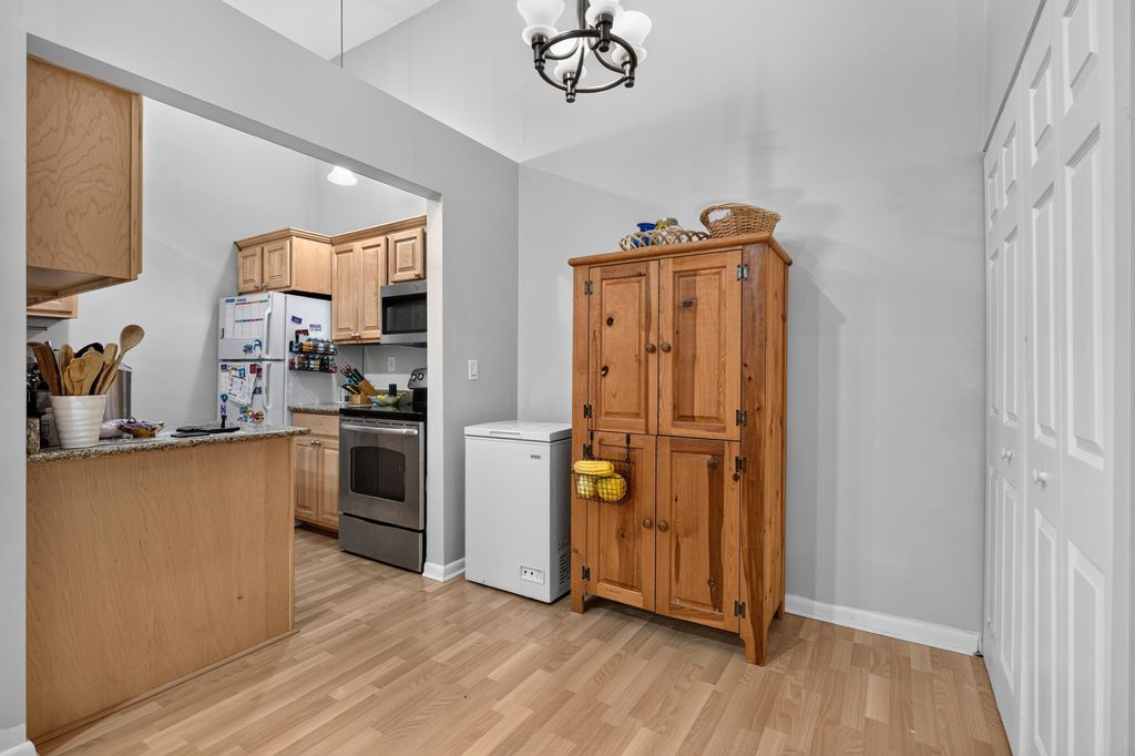Photo of 6258 Chasewood Drive #G, Jupiter, FL 33458 (MLS # B26045764)