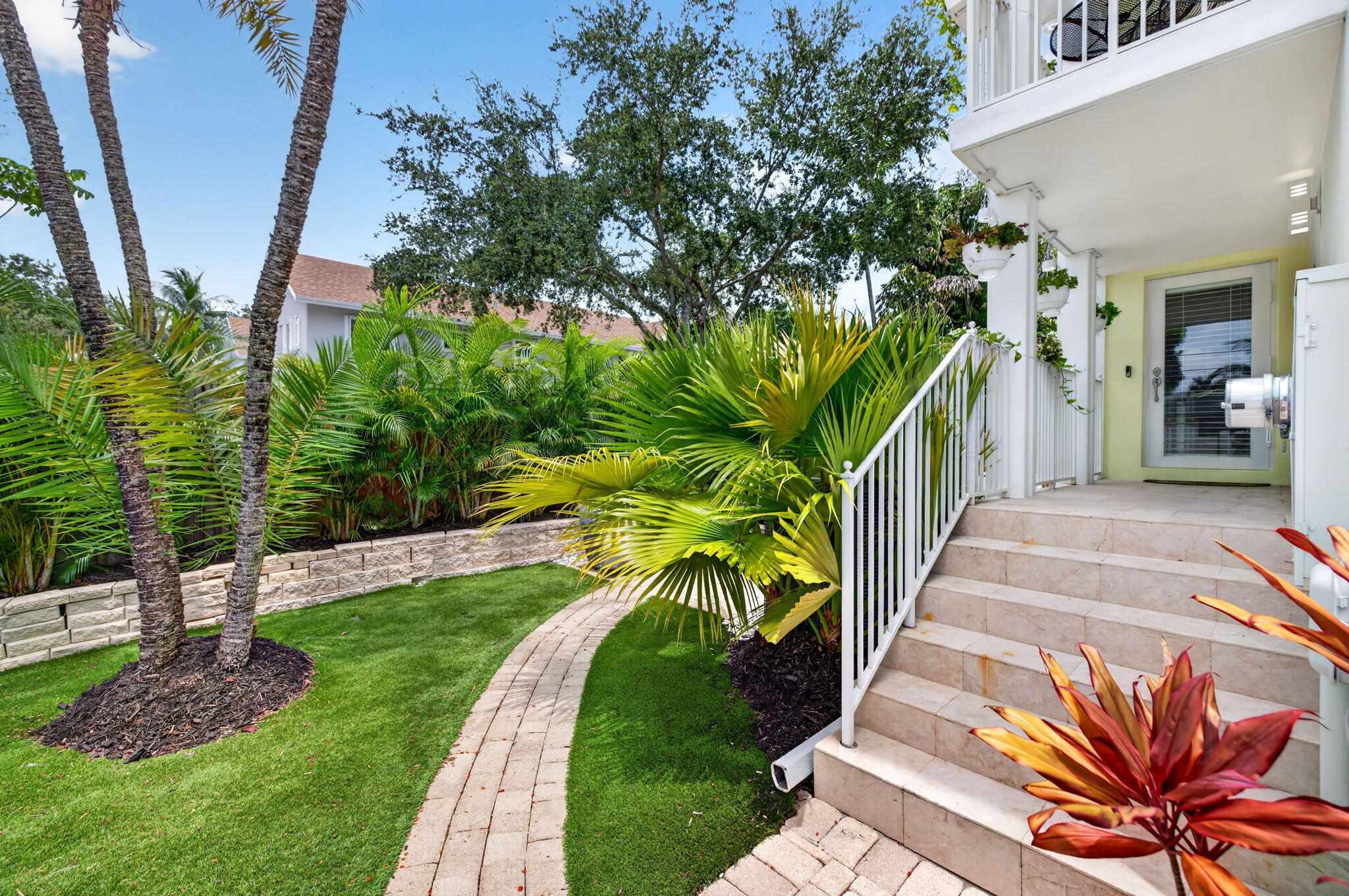 500 NE 17TH Avenue