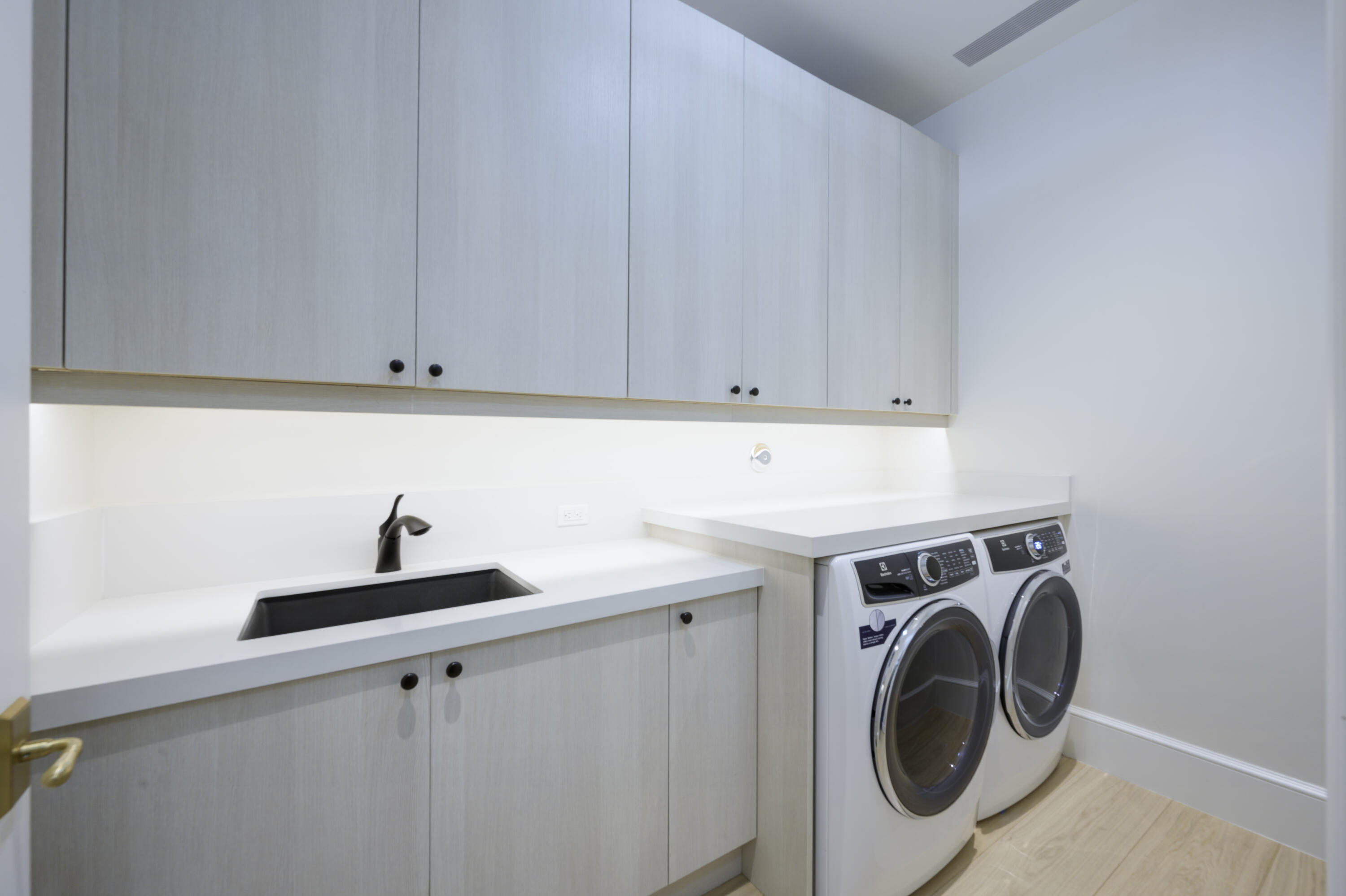 ROYAL PARK ADD TO P B - Residential