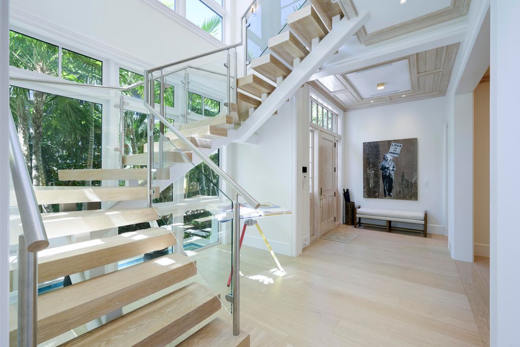 Photo of 220 Brazilian Avenue #West Unit, Palm Beach, FL 33480 (MLS # R11030228)