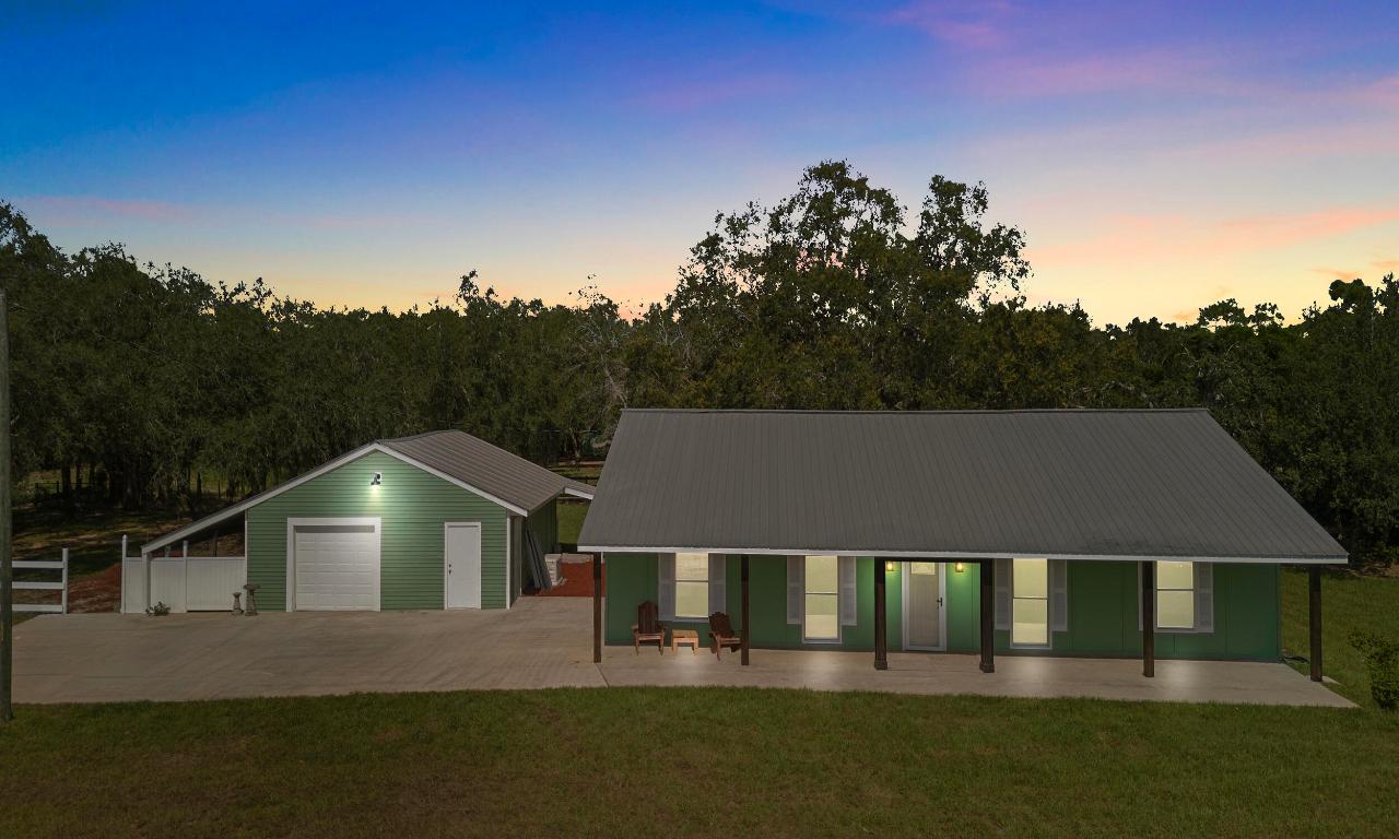 HOLIDAY HILLS - Residential