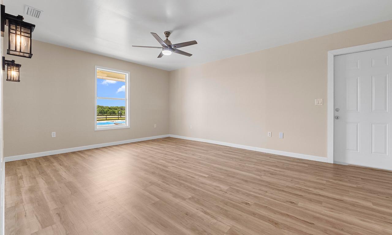 HOLIDAY HILLS - Residential