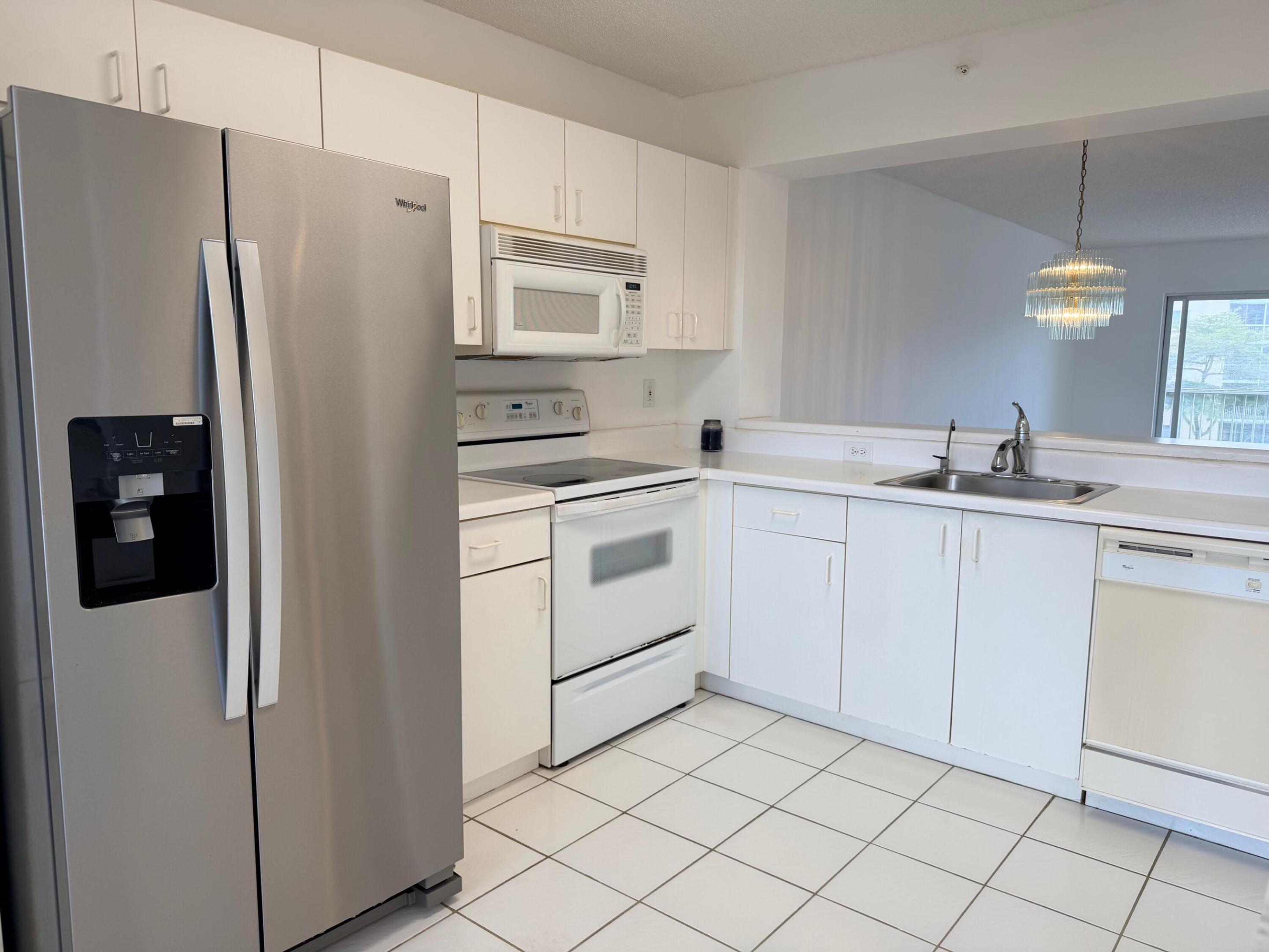 WELDON CONDOMINIUM J - Residential