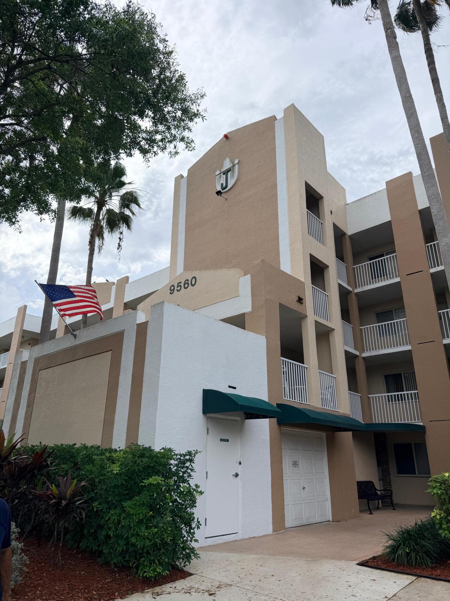 WELDON CONDOMINIUM J - Residential