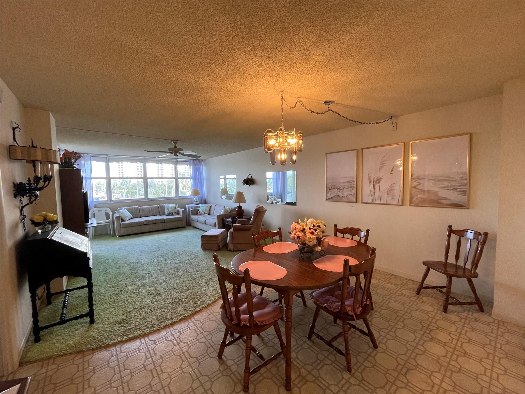 TRAFALGAR TOWERS CONDOMIN - Residential