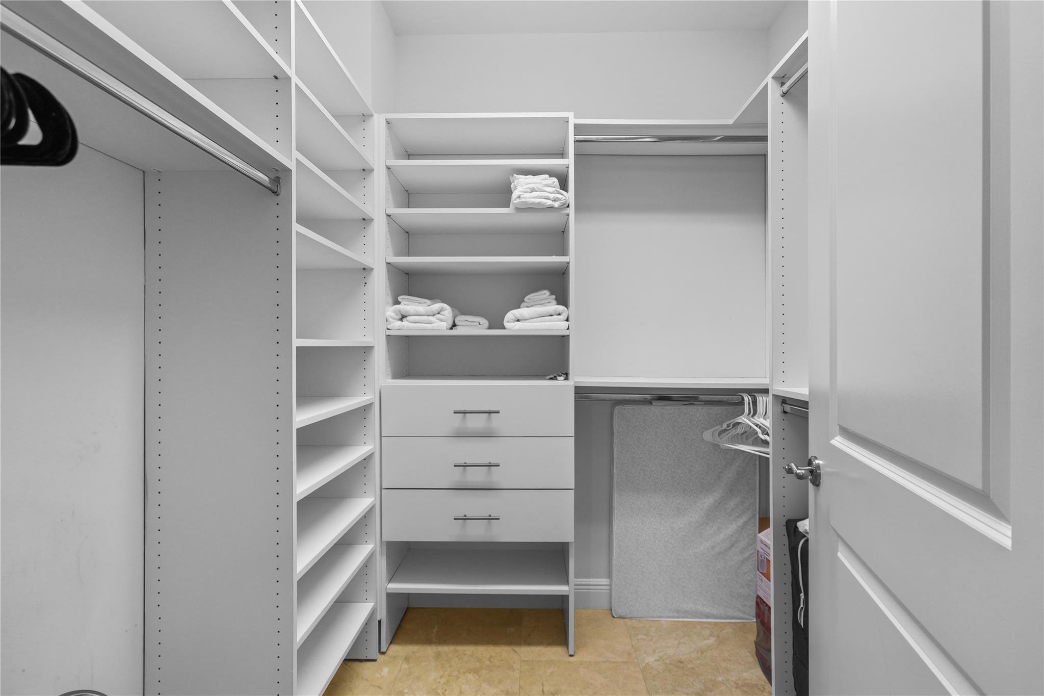 The Hemingway At Deerfiel - Residential