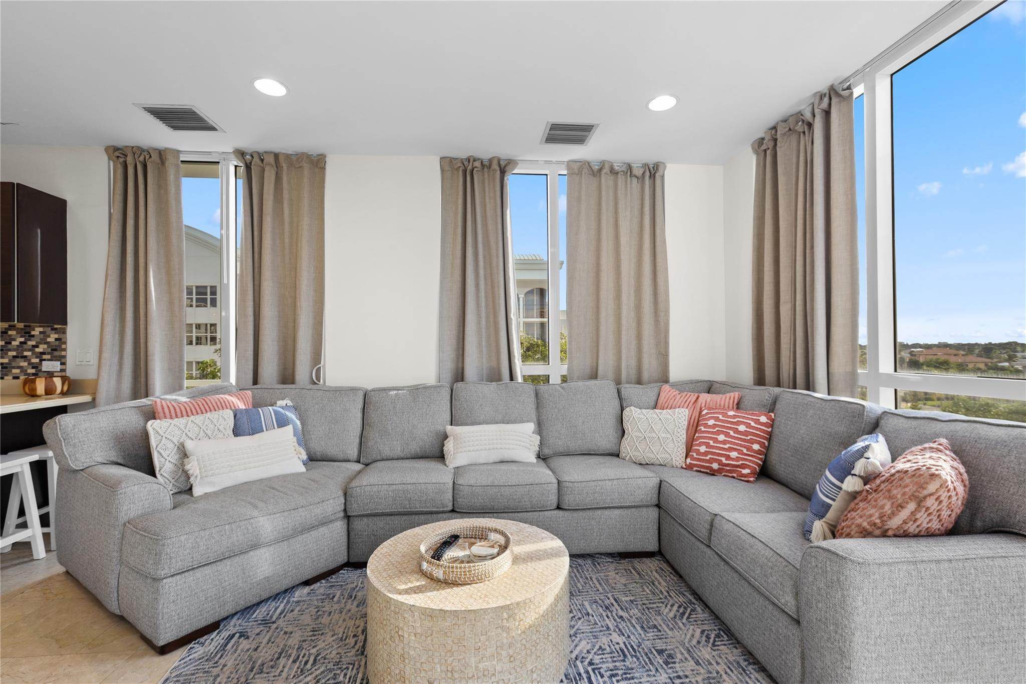 The Hemingway At Deerfiel - Residential