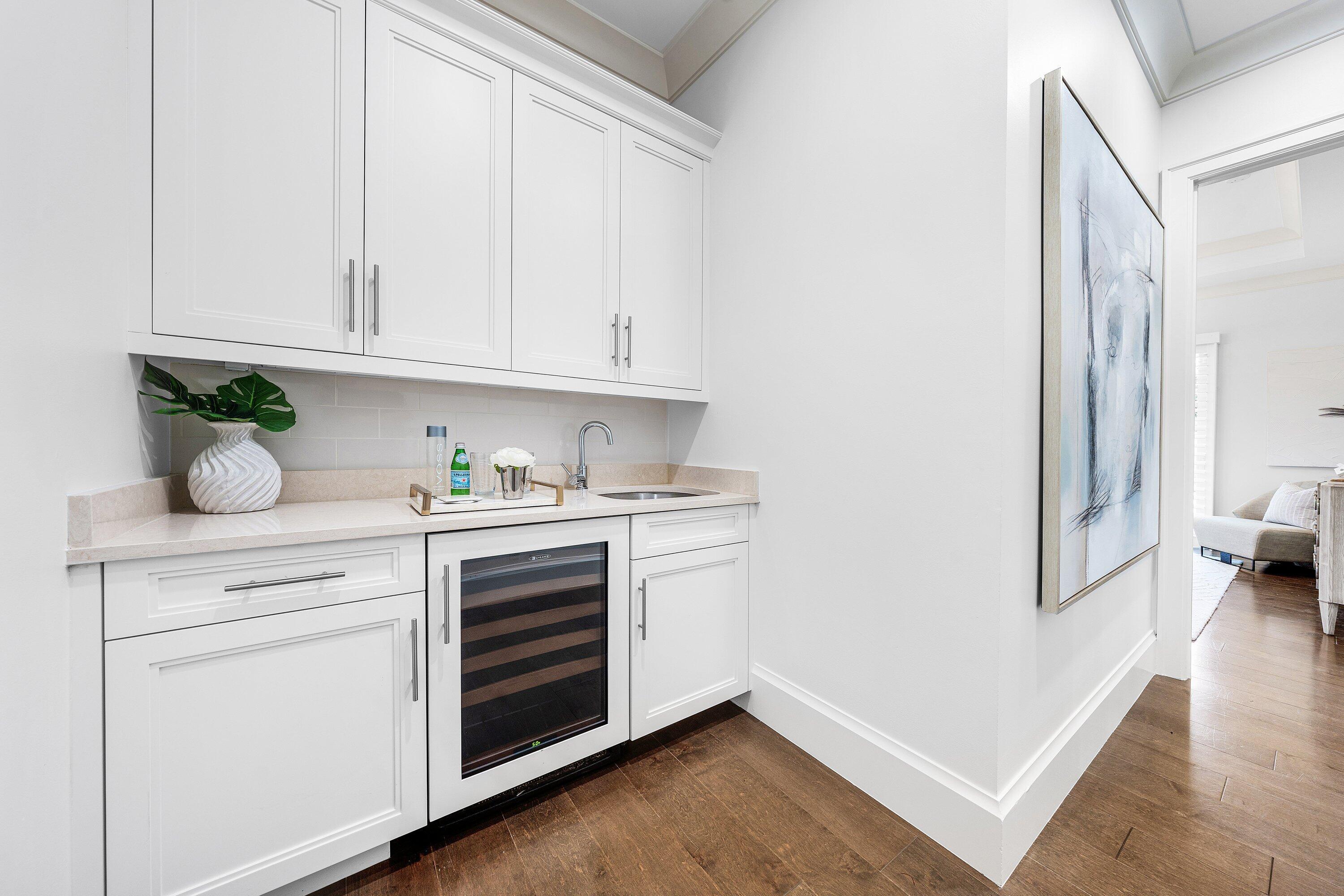 MACHLE PROPERTY ON AM 49 - Residential