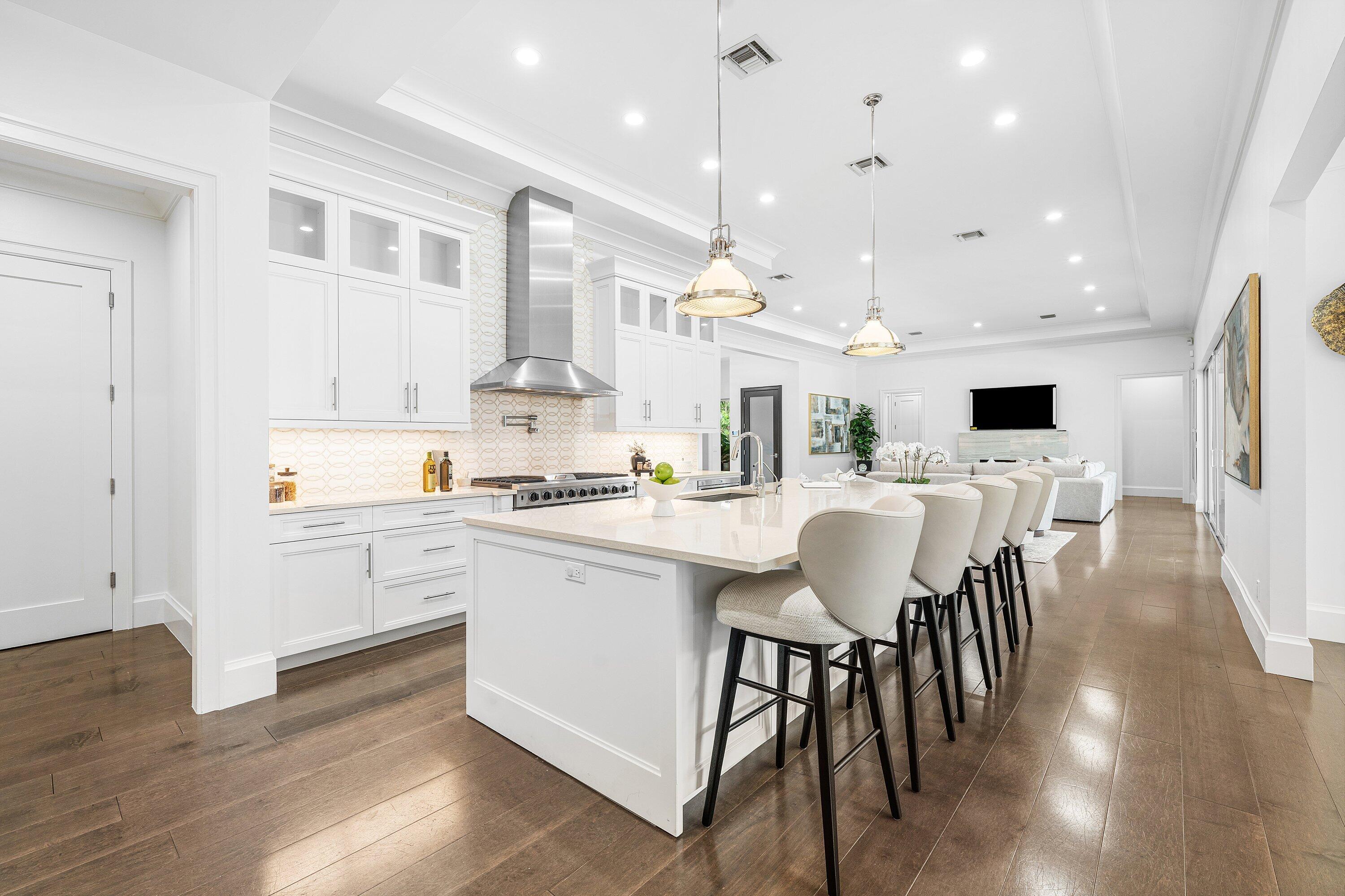 MACHLE PROPERTY ON AM 49 - Residential