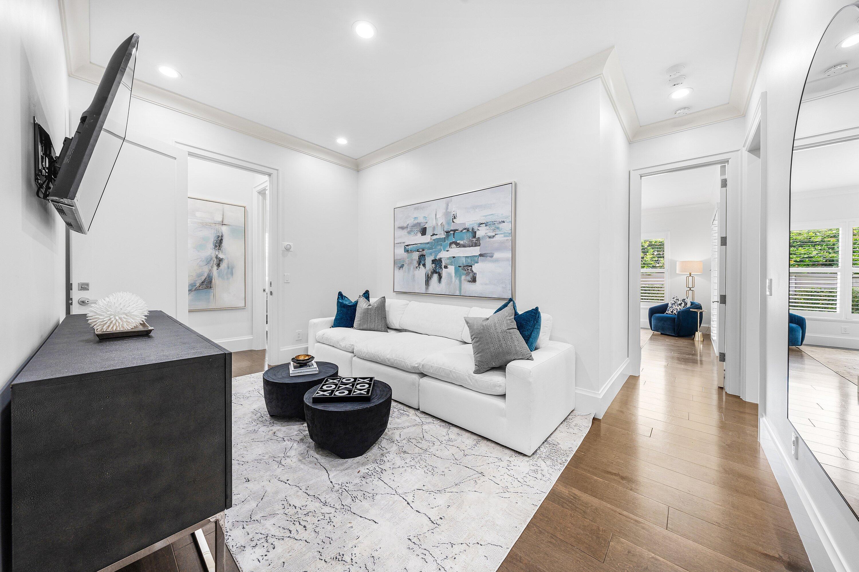 MACHLE PROPERTY ON AM 49 - Residential