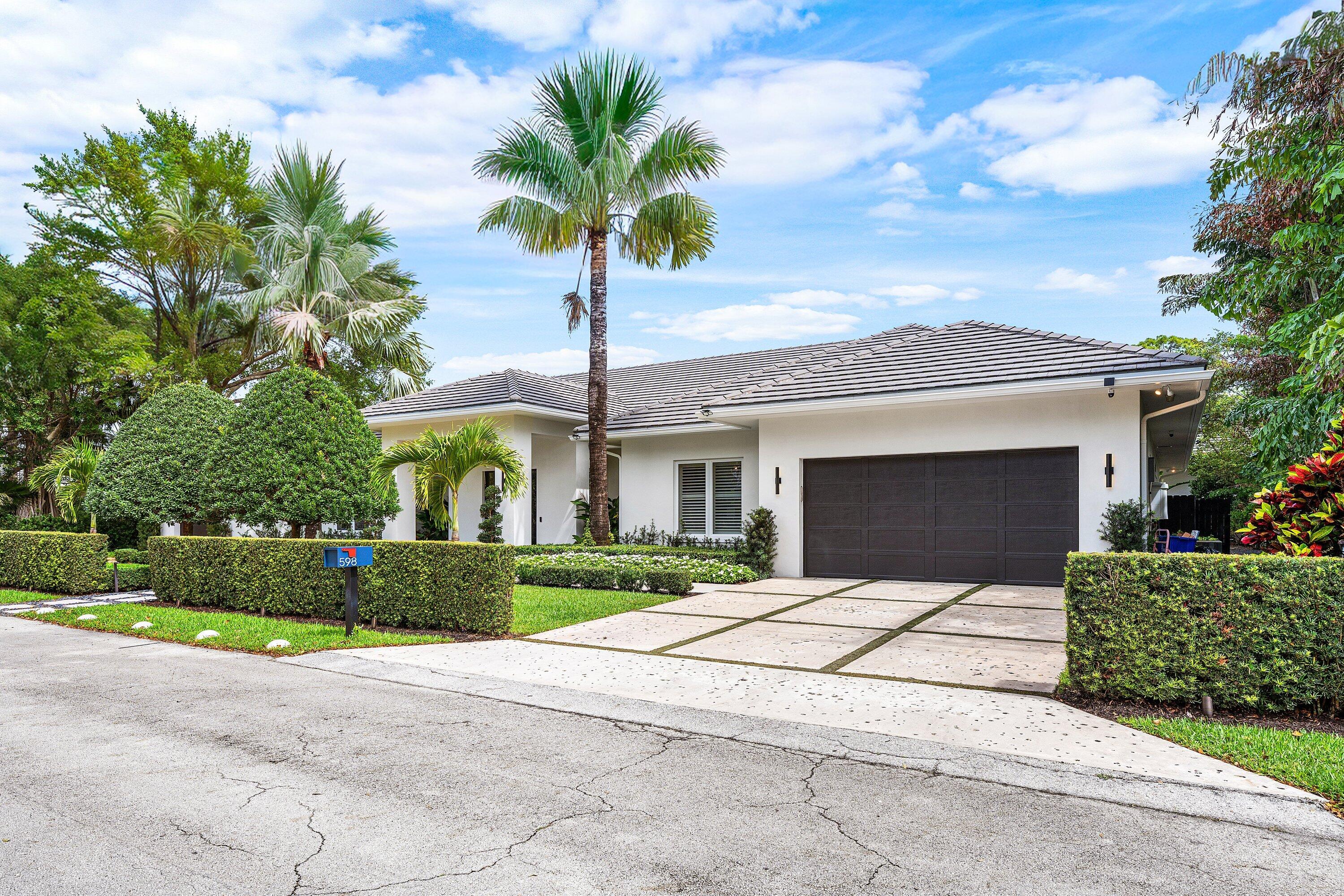 MACHLE PROPERTY ON AM 49 - Residential