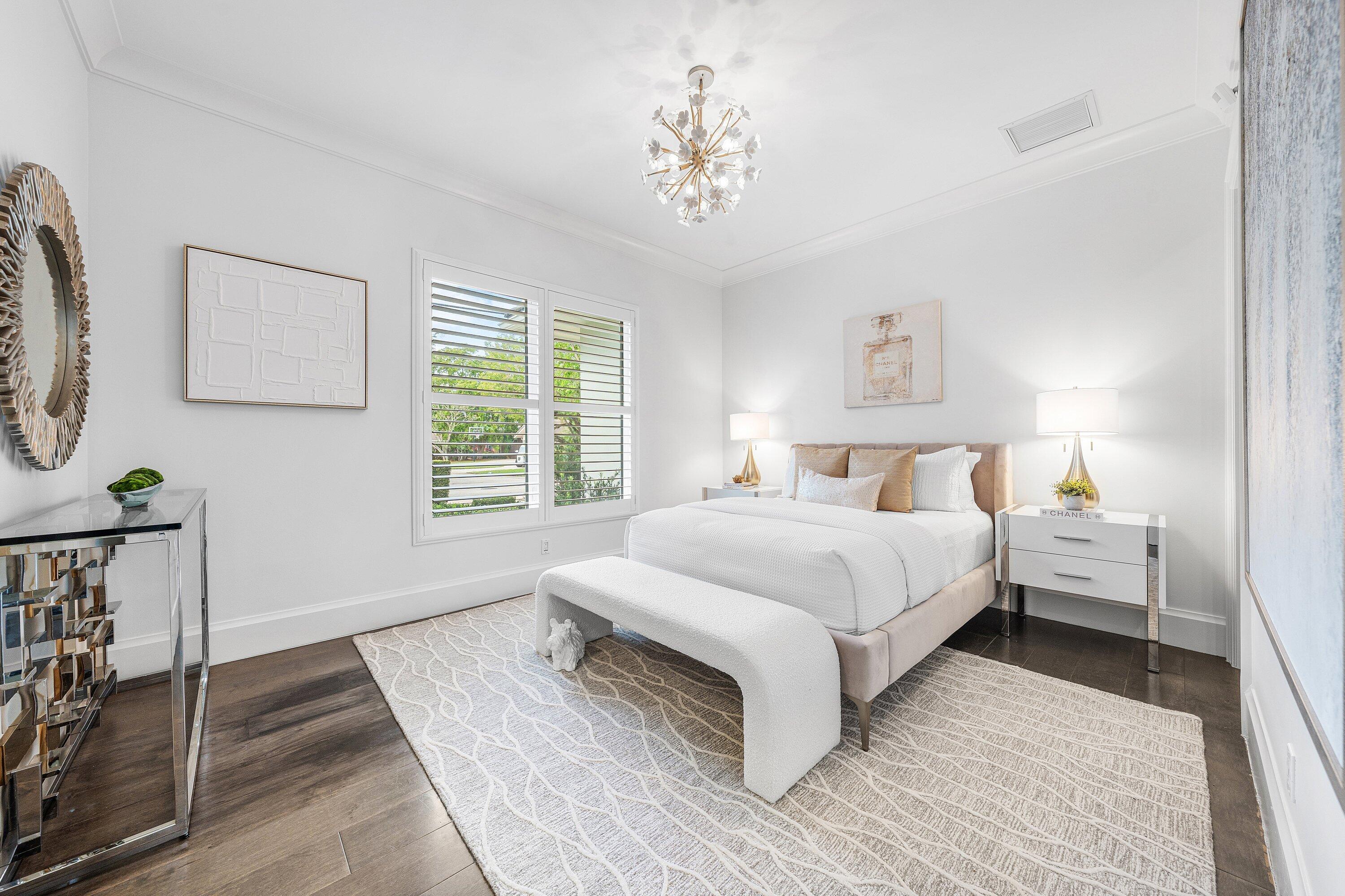 MACHLE PROPERTY ON AM 49 - Residential