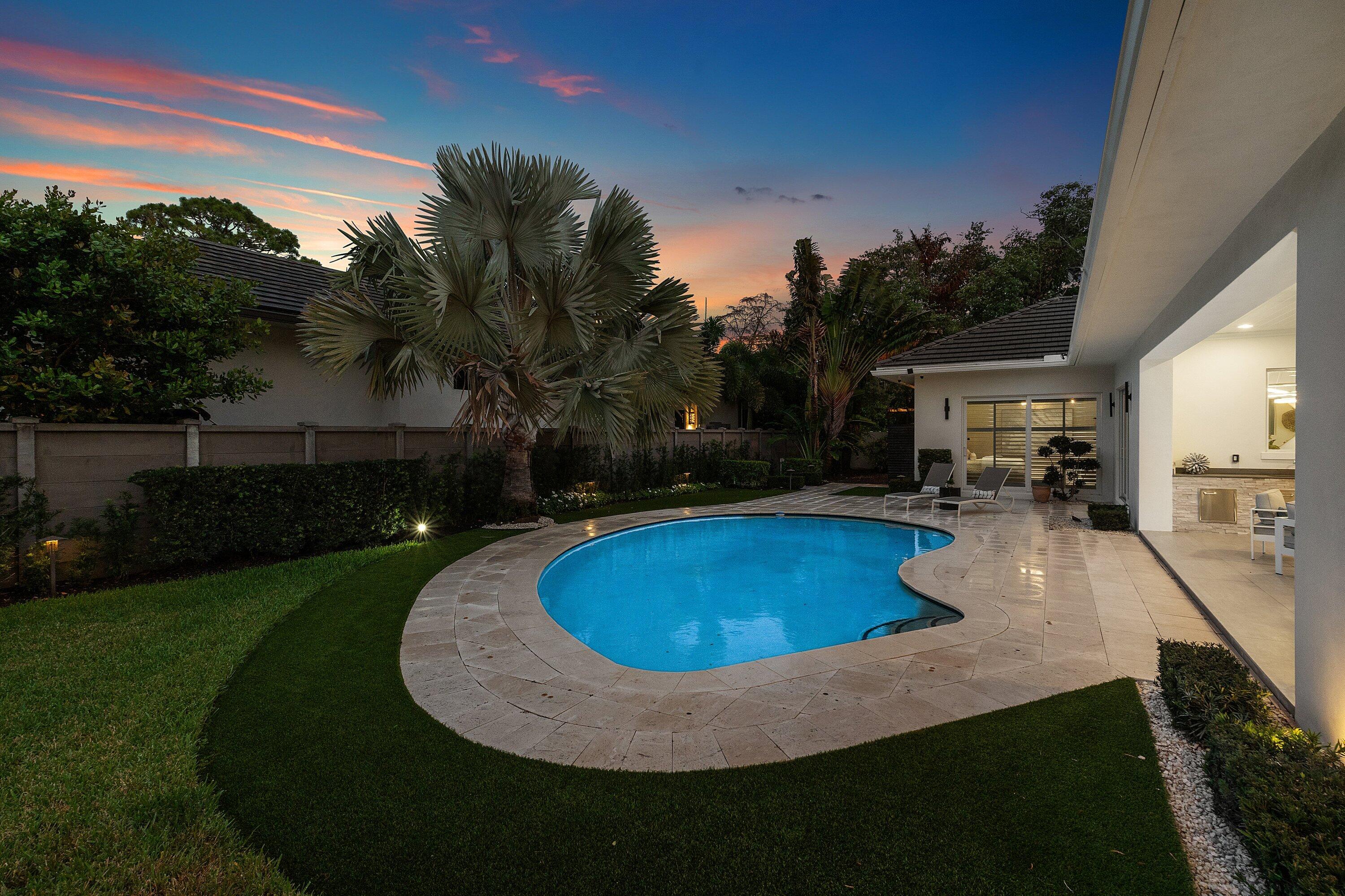 MACHLE PROPERTY ON AM 49 - Residential