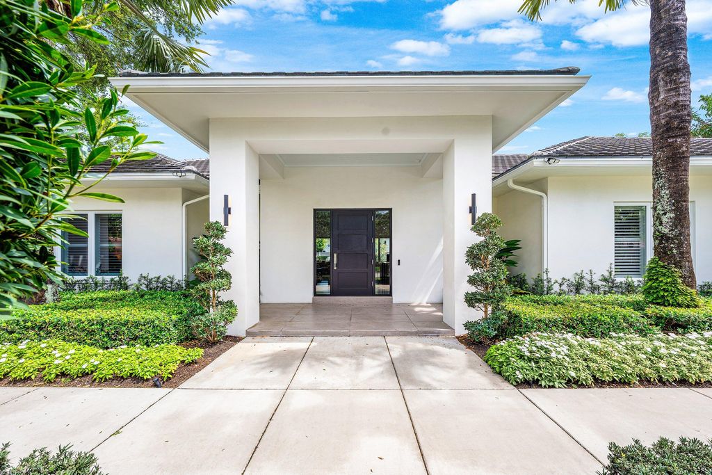 Photo of 598 NW 9th Court, Boca Raton, FL 33486 (MLS # B26005290)