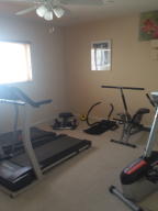 KINGS BAY HOUSE CONDO - Residential