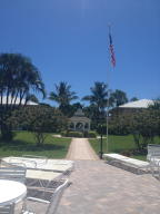 KINGS BAY HOUSE CONDO - Residential