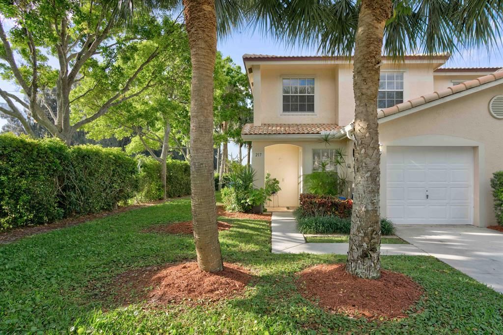 Photo of 217 Timberwalk Trail, Jupiter, FL 33458 (MLS # R10874947)