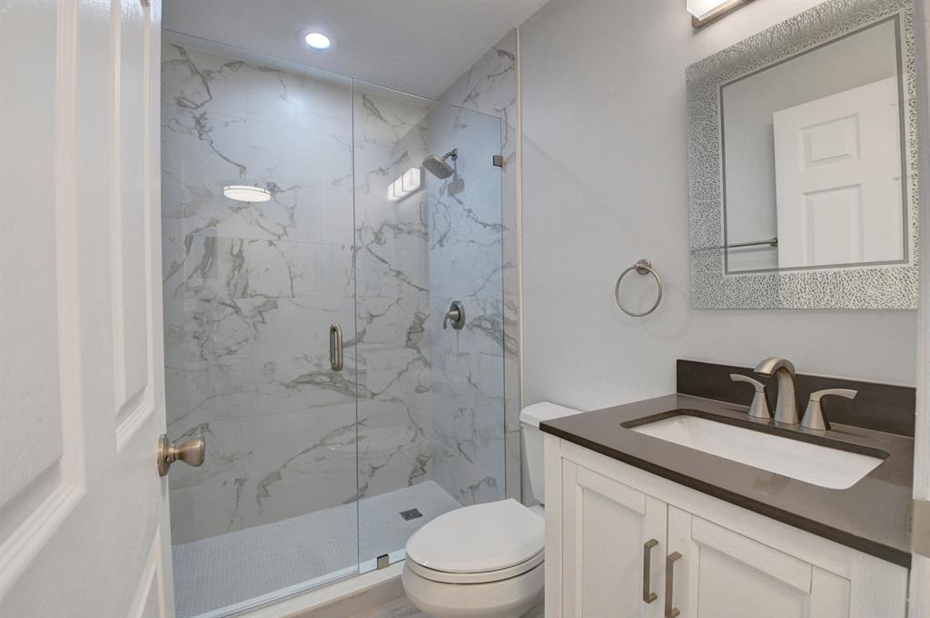 BOCA RATON SQUARE GATEWAY - Commercial Sale