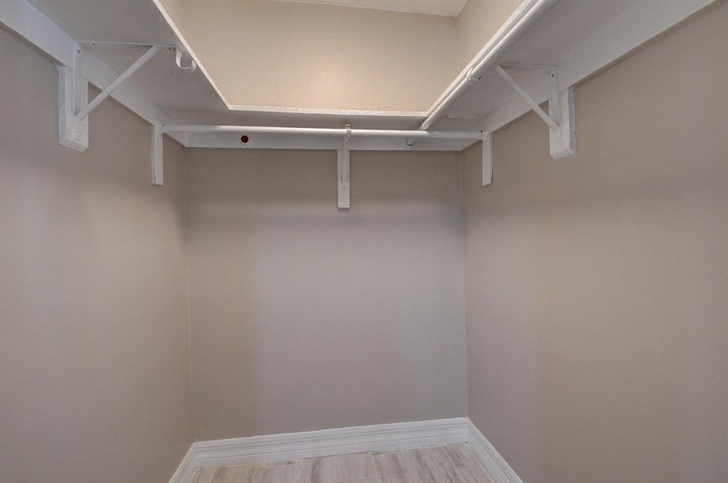 BOCA RATON SQUARE GATEWAY - Commercial Sale