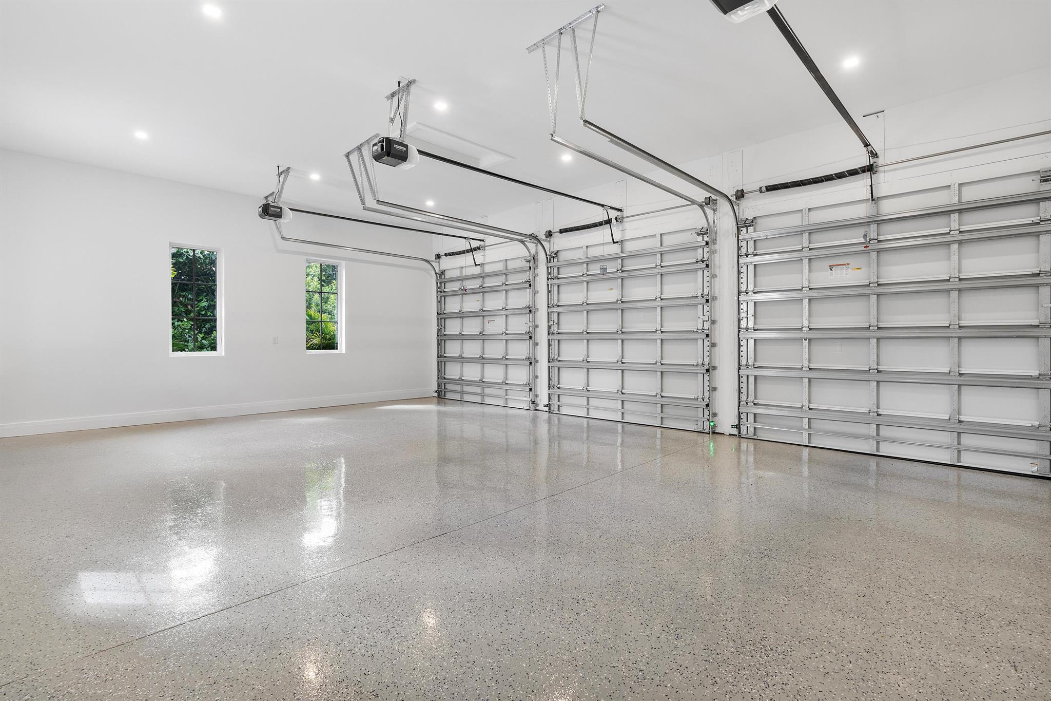 CORAL GABLES RIVIERA SEC - Residential