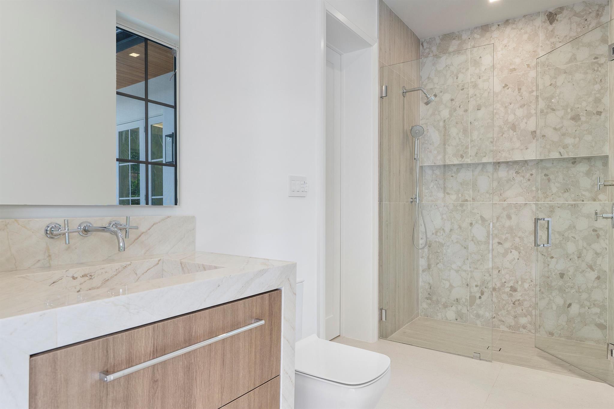 CORAL GABLES RIVIERA SEC - Residential