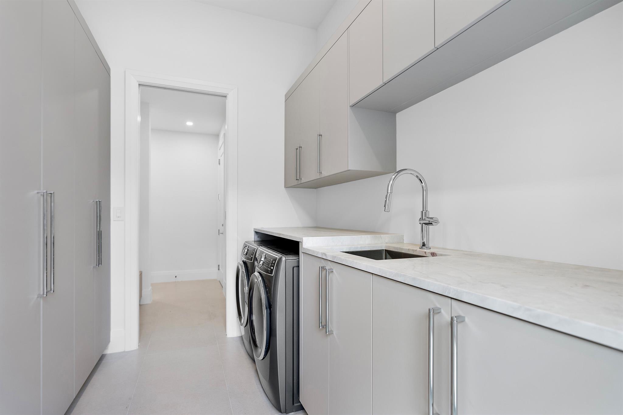 CORAL GABLES RIVIERA SEC - Residential