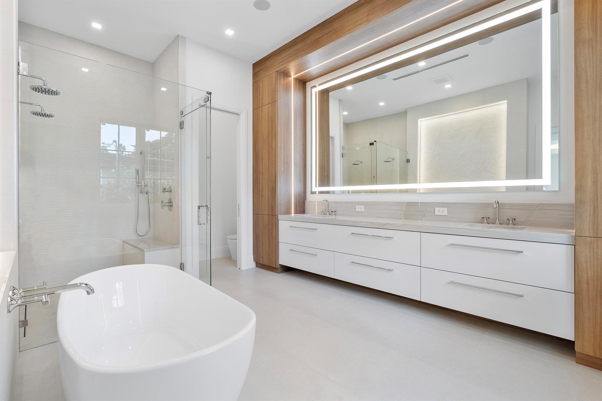 CORAL GABLES RIVIERA SEC - Residential