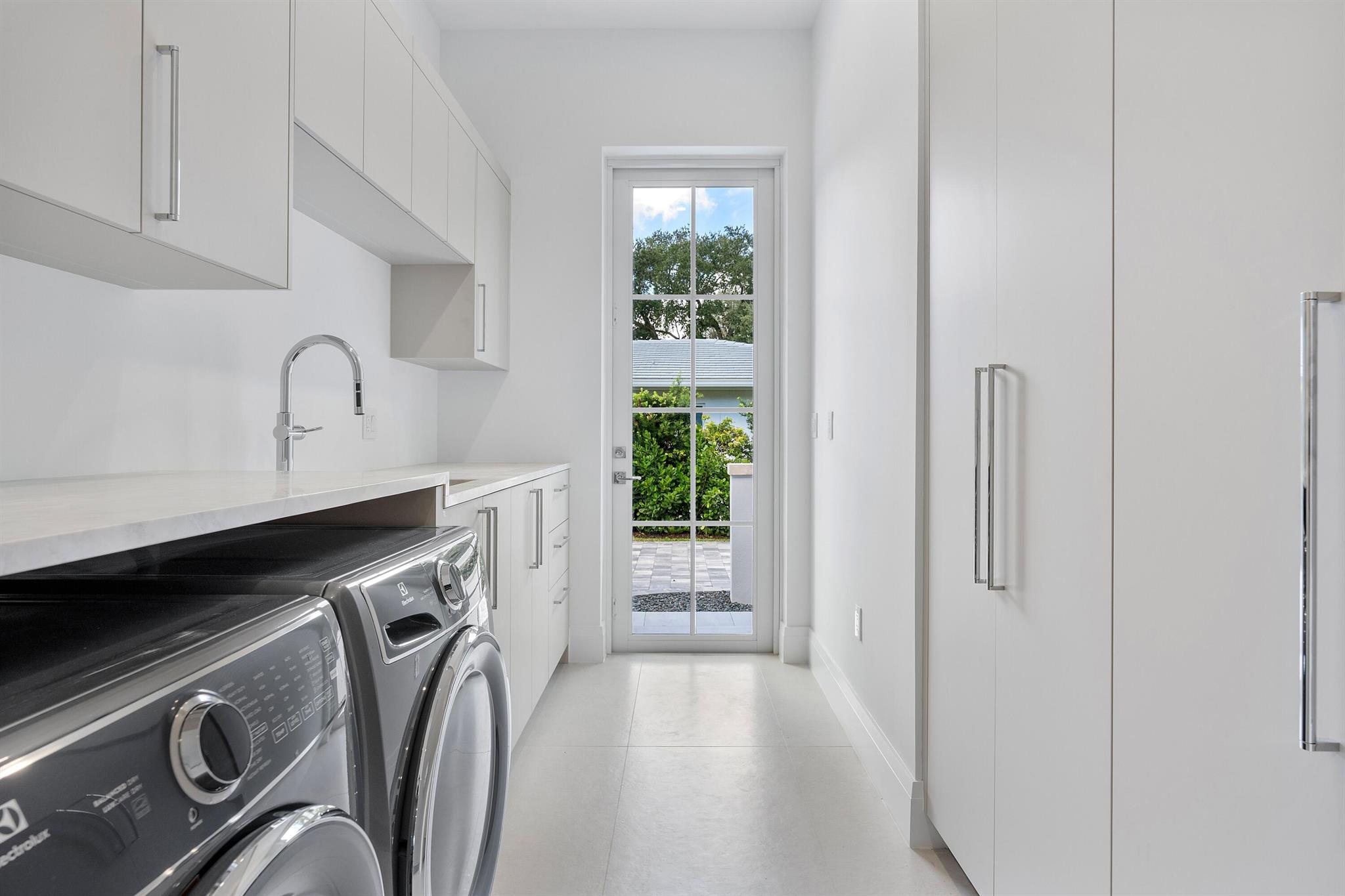 CORAL GABLES RIVIERA SEC - Residential