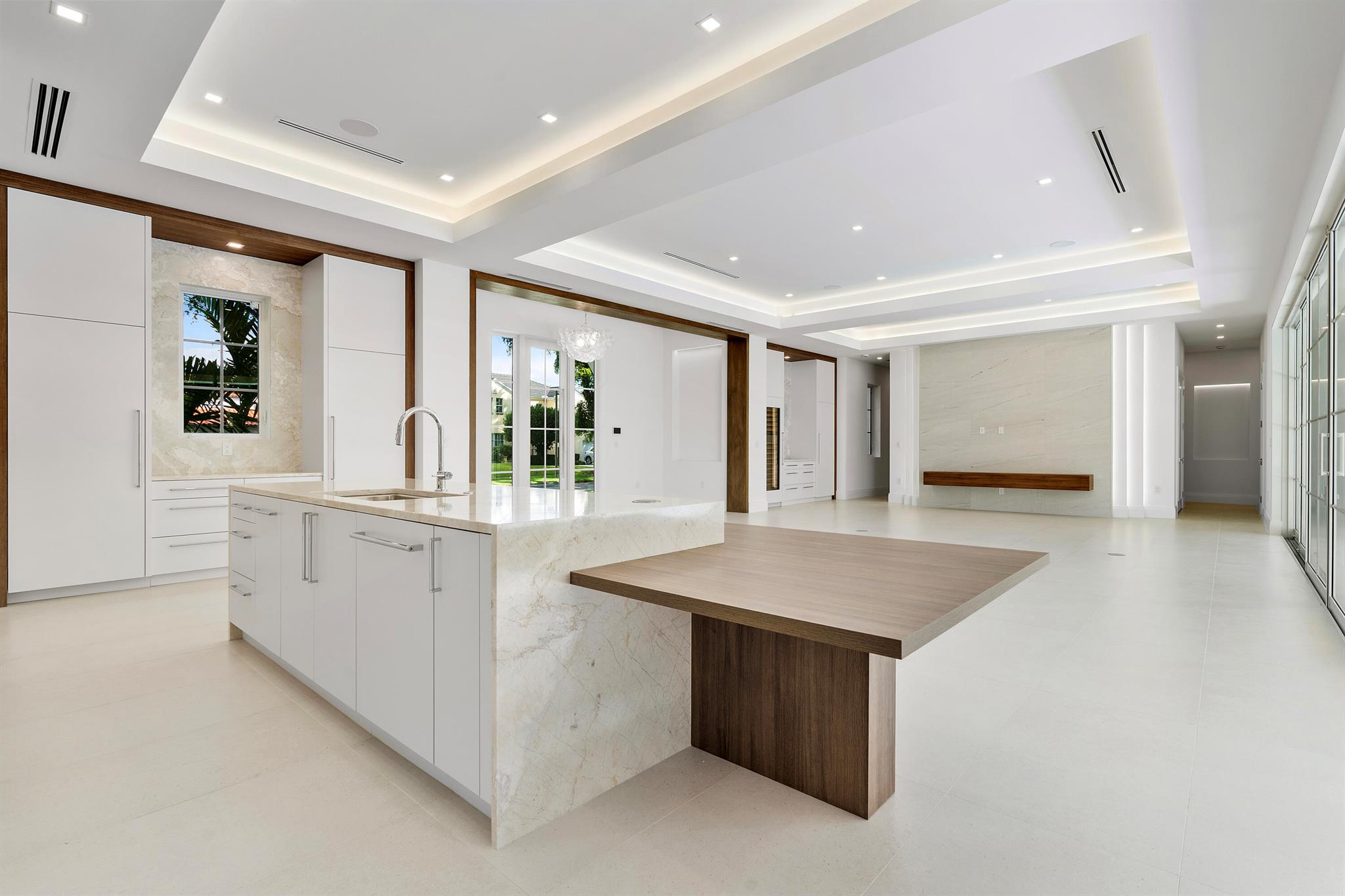 CORAL GABLES RIVIERA SEC - Residential