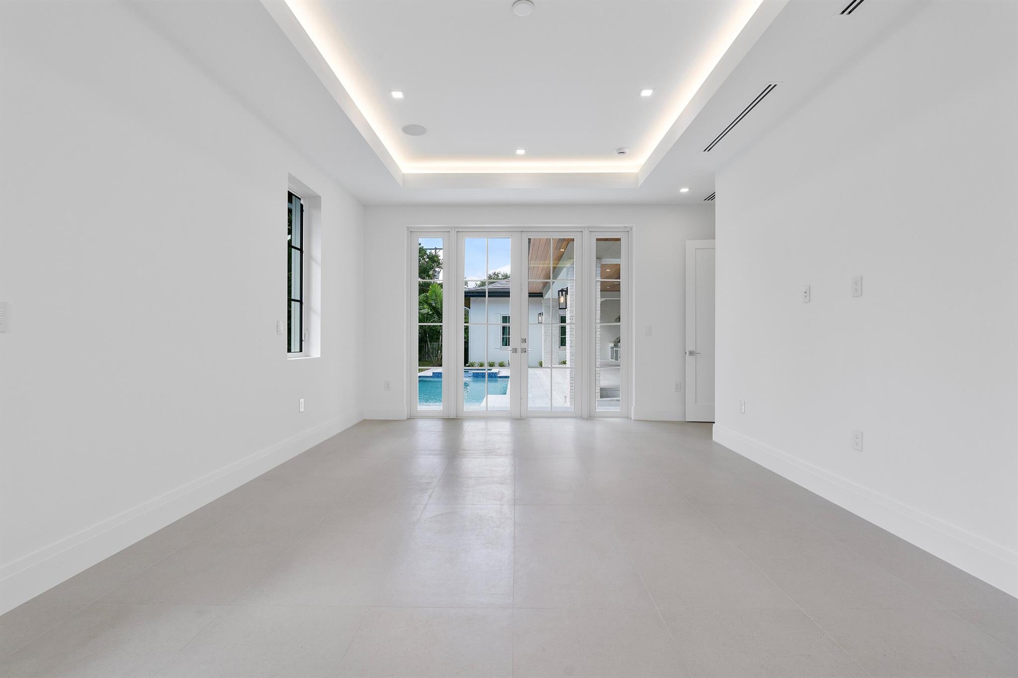 CORAL GABLES RIVIERA SEC - Residential