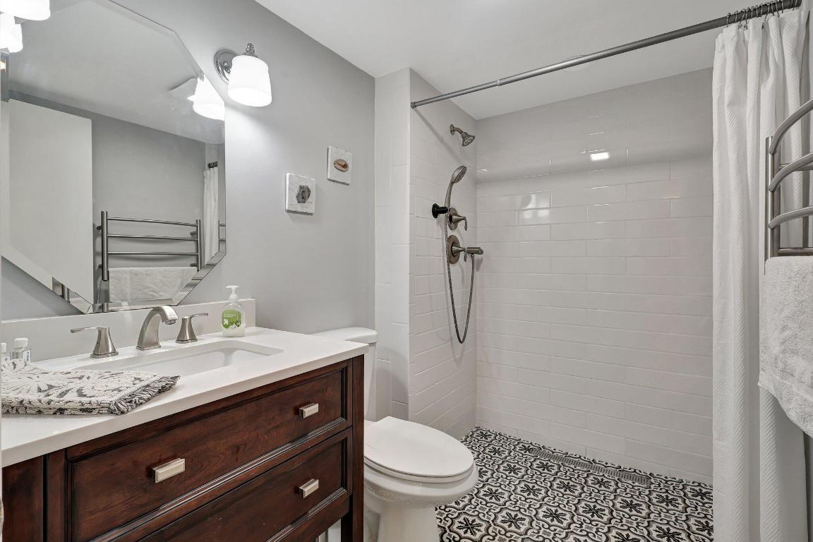 SHERWOOD LAKES - Residential