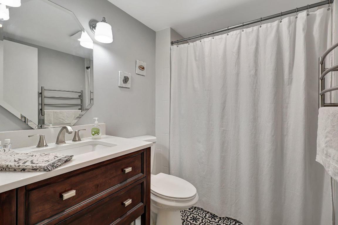 SHERWOOD LAKES - Residential