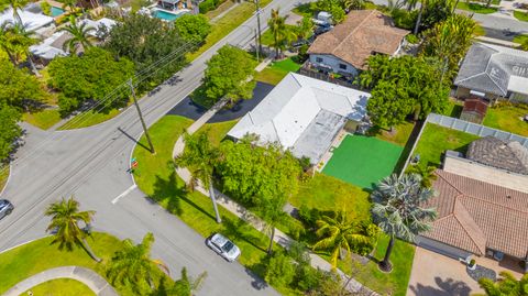 Tiny photo for 1424 SE 12th Avenue, Deerfield Beach, FL 33441 (MLS # B26026004)