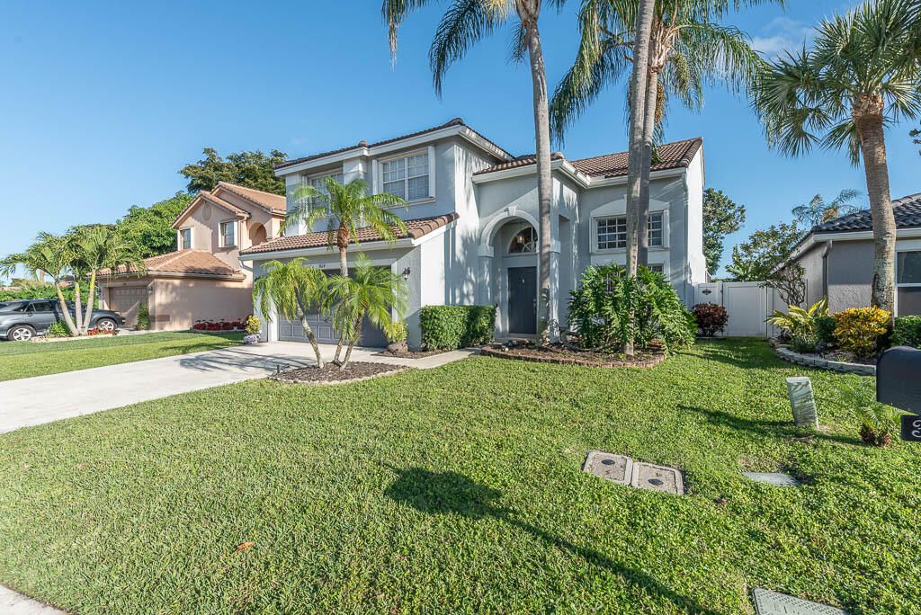 Photo of 3614 Newport Avenue, Boynton Beach, FL 33436 (MLS # R11158064)