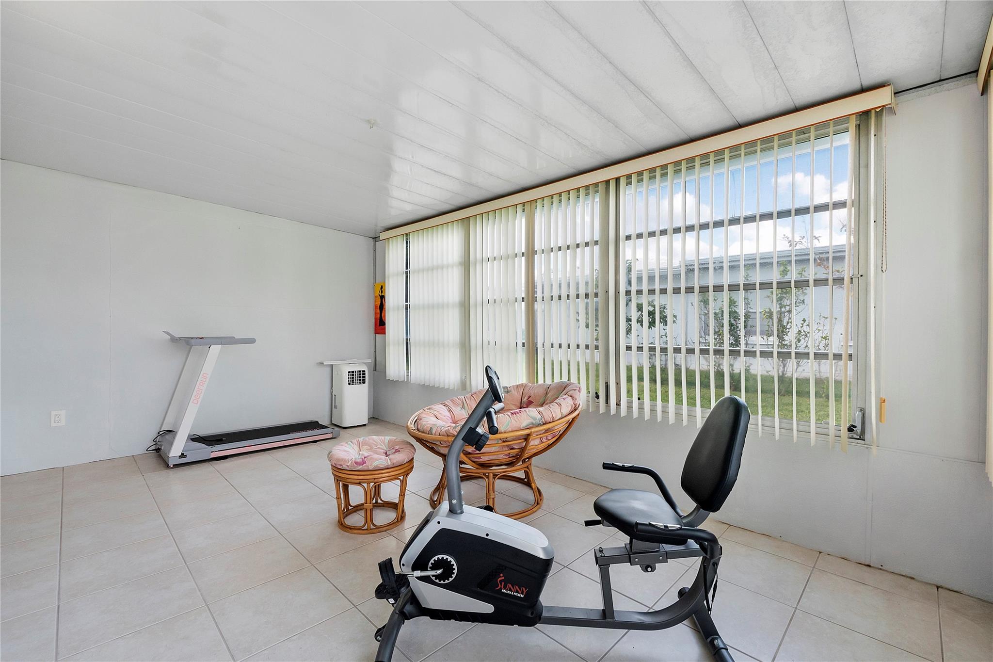 MAINLANDS OF TAMARAC LAKE - Residential