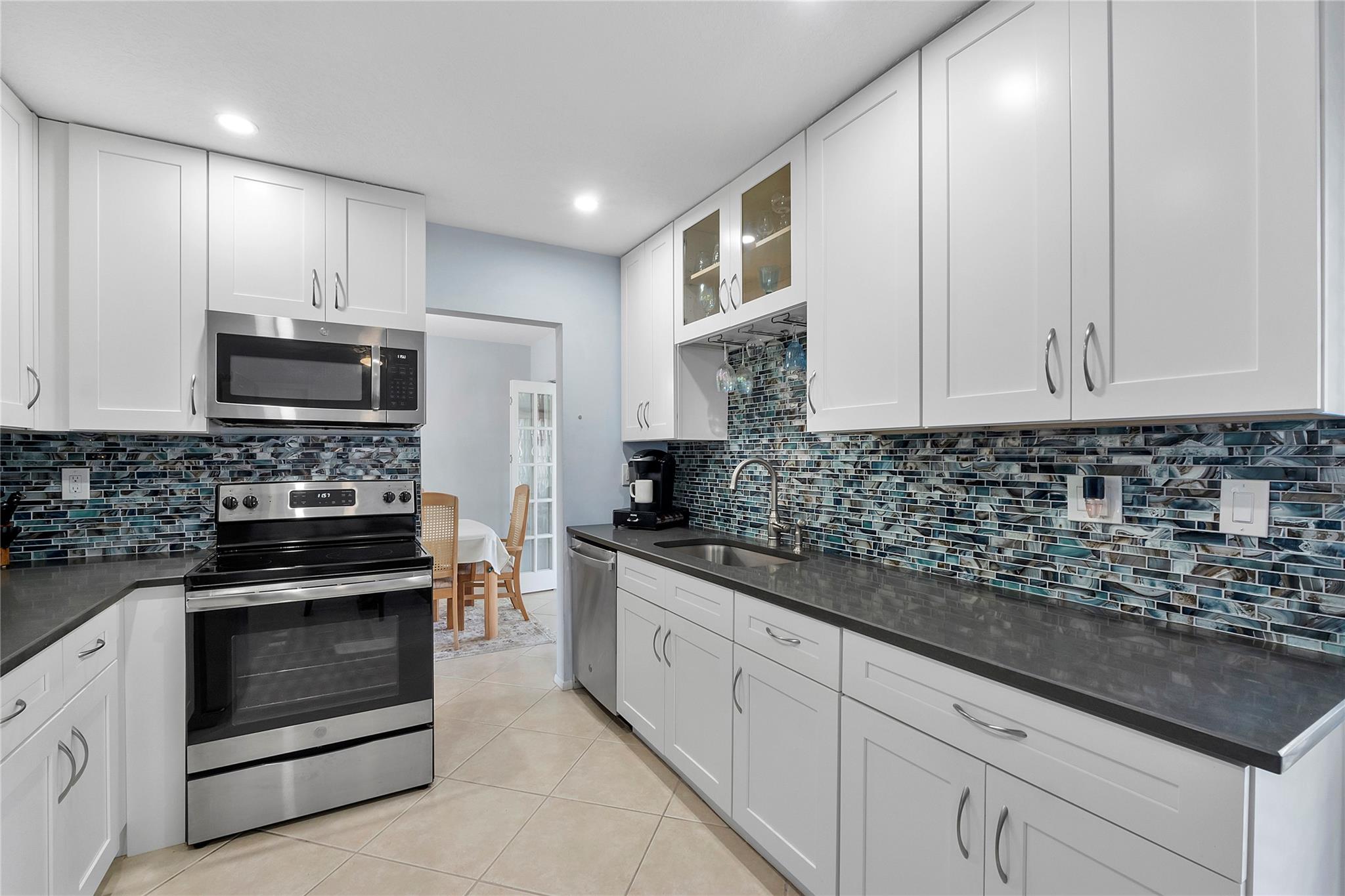 MAINLANDS OF TAMARAC LAKE - Residential