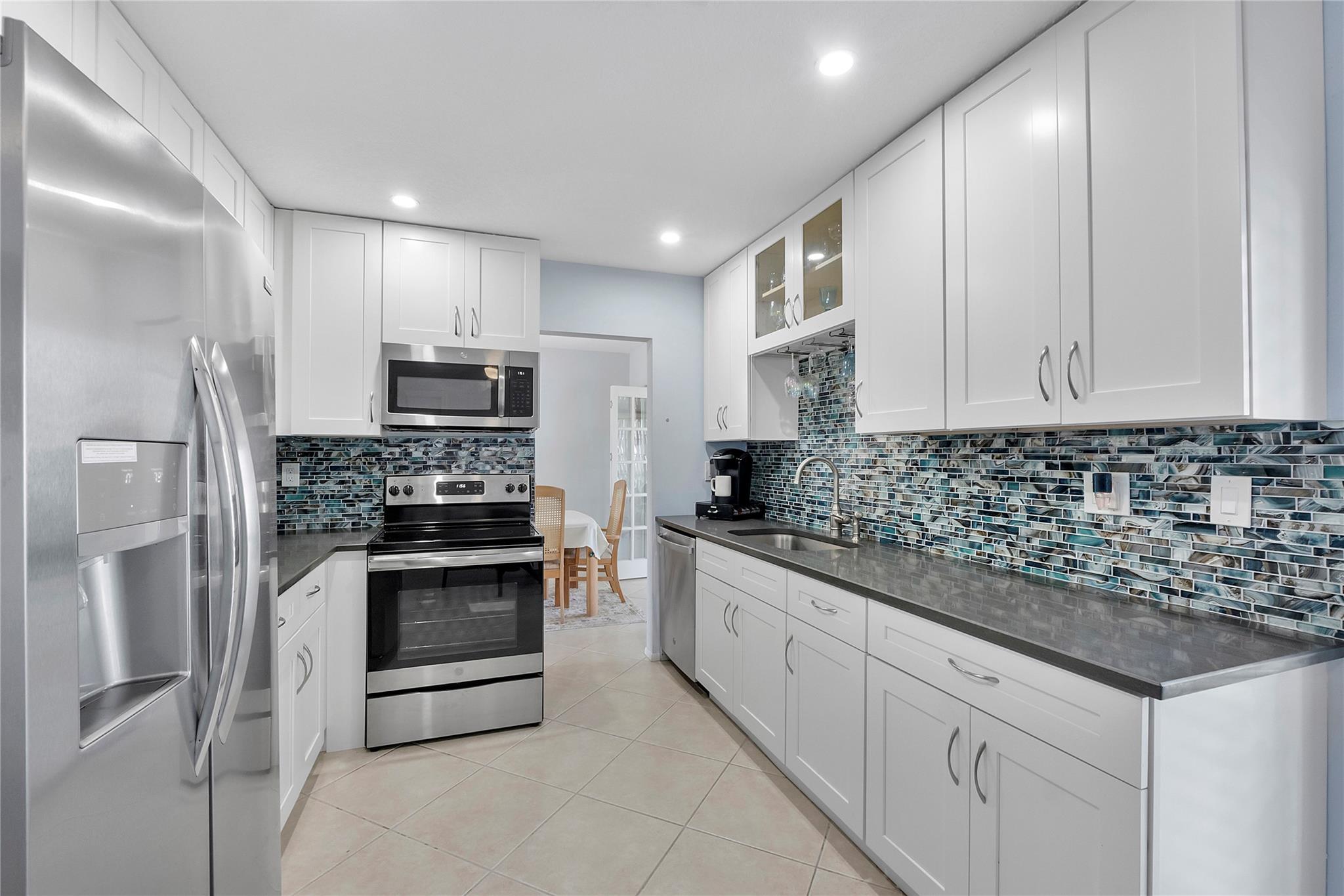 MAINLANDS OF TAMARAC LAKE - Residential