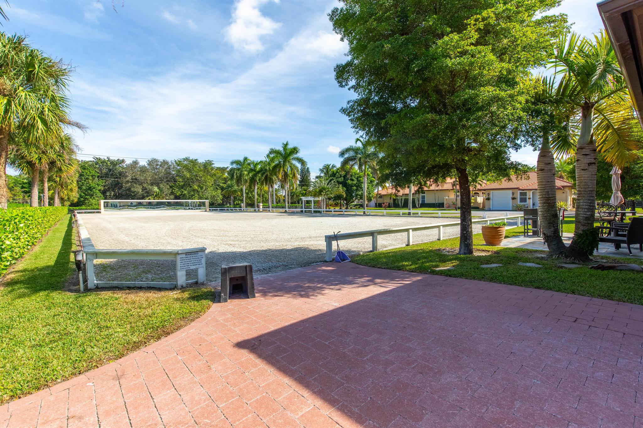 PADDOCK PARK 2 OF WELLING - Residential Lease