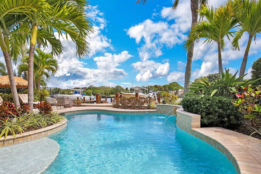 Photo of 706 Sandy Point Lane, North Palm Beach, FL 33410 (MLS # R10784224)