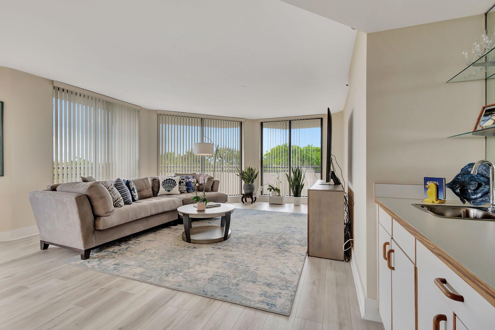 View photos, virtual tours, details... 3322 Casseekey Island Road 502