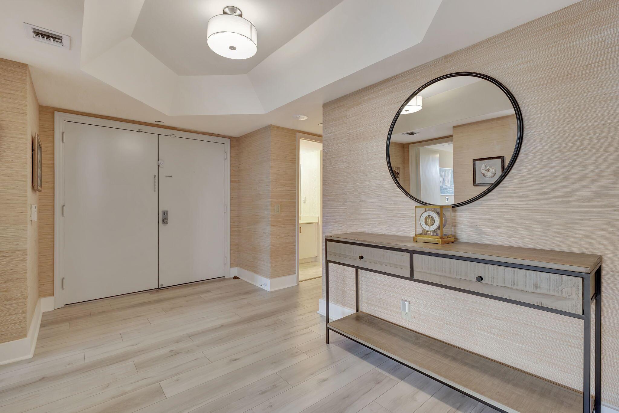 View photos, virtual tours, details... 3322 Casseekey Island Road 502