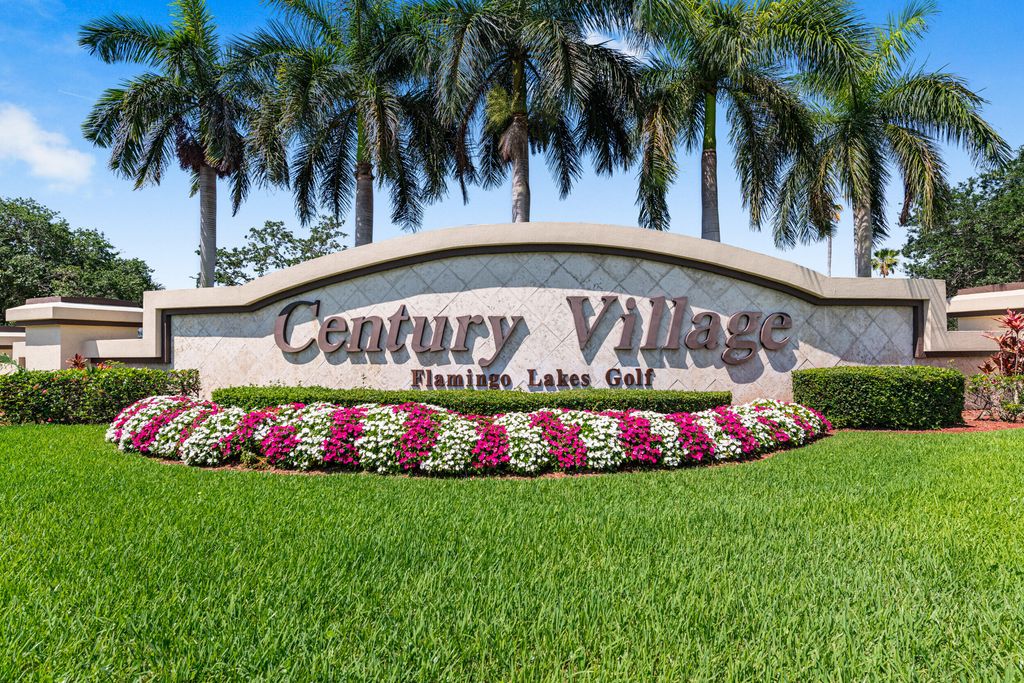 Photo of 1400 SW 124th Terrace #406q, Pembroke Pines, FL 33027 (MLS # B26030230)
