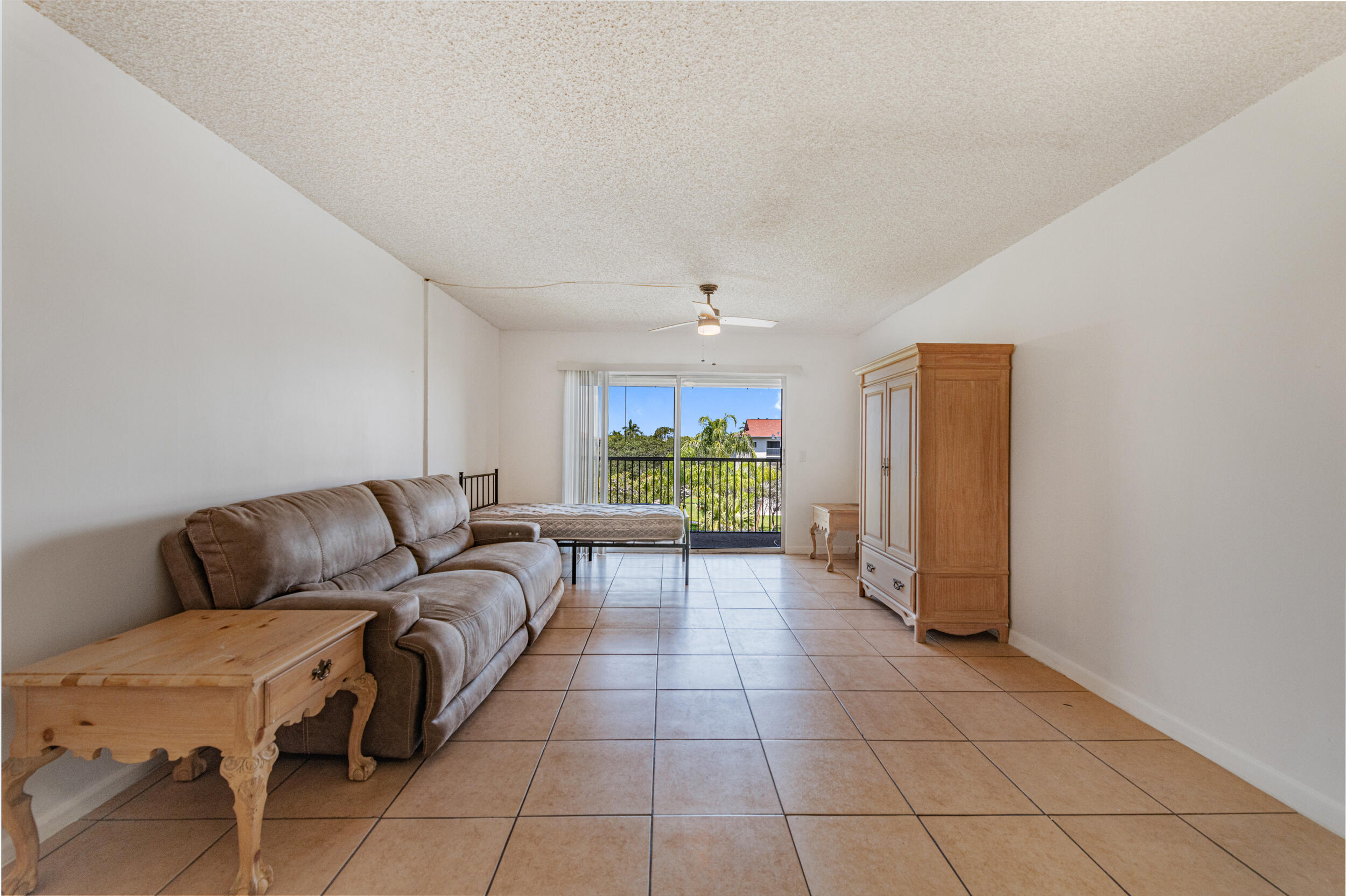 CAMBRIDGE AT CENTURY VILLAGE - Residential